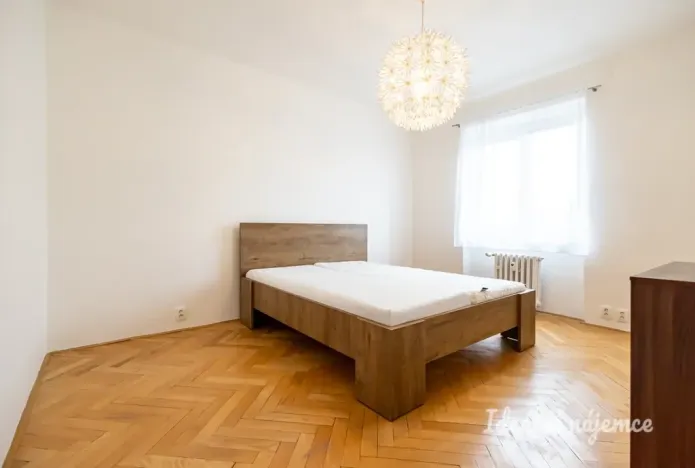 Pronájem bytu 2+1, Praha - Vršovice, Jerevanská, 64 m2