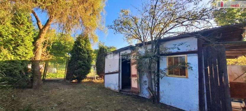 Prodej zahrady, Ostrov, 383 m2