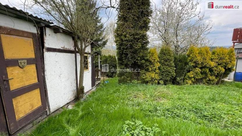 Prodej zahrady, Ostrov, 383 m2