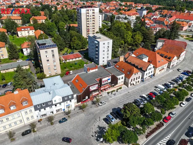 Prodej obchodního prostoru, Dobříš, Mírové náměstí, 503 m2