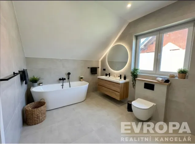 Prodej rodinného domu, Čižice, 192 m2