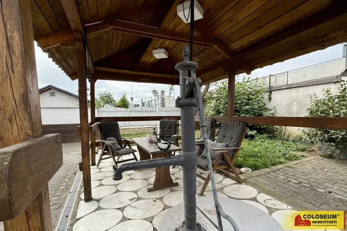 Prodej rodinného domu, Sebranice, 220 m2