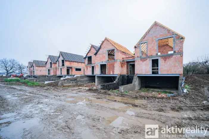 Prodej rodinného domu, Lužec nad Vltavou, K Zahrádkám, 143 m2