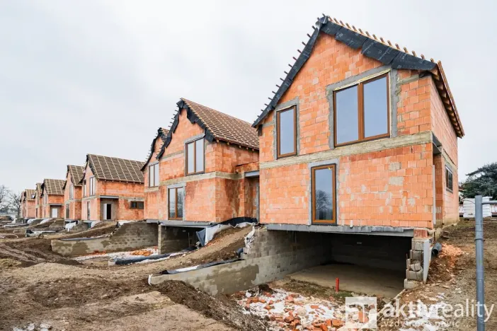 Prodej rodinného domu, Lužec nad Vltavou, K Zahrádkám, 143 m2