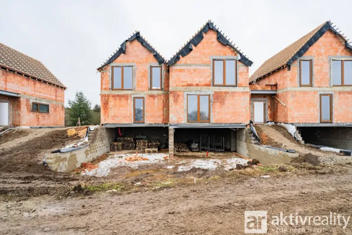 Prodej rodinného domu, Lužec nad Vltavou, K Zahrádkám, 143 m2