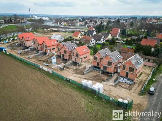 Prodej rodinného domu, Lužec nad Vltavou, K Zahrádkám, 192 m2