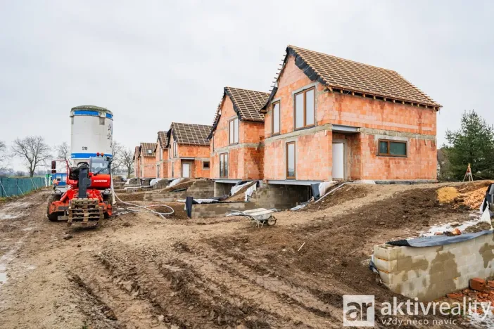 Prodej rodinného domu, Lužec nad Vltavou, K Zahrádkám, 149 m2