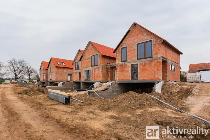 Prodej rodinného domu, Lužec nad Vltavou, K Zahrádkám, 197 m2