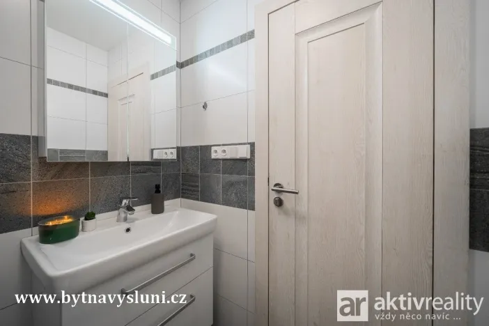 Prodej bytu 3+1, Neratovice, Na Výsluní, 65 m2