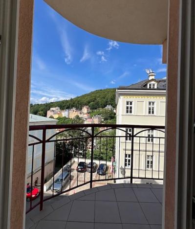 Prodej bytu 4+kk, Karlovy Vary, Zámecký vrch, 177 m2