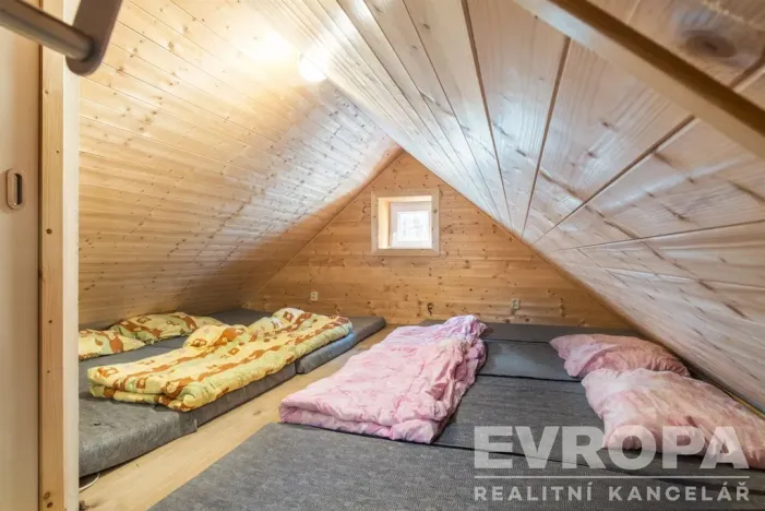 Prodej rodinného domu, Černý Důl, 220 m2