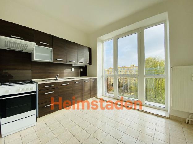 Pronájem bytu 4+1, Ostrava - Poruba, Nezvalovo náměstí, 104 m2