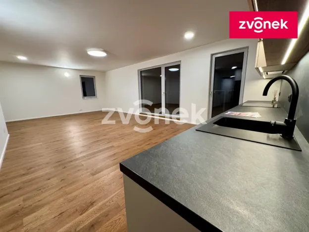 Pronájem bytu 3+kk, Zlín, Nad Stráněmi, 143 m2