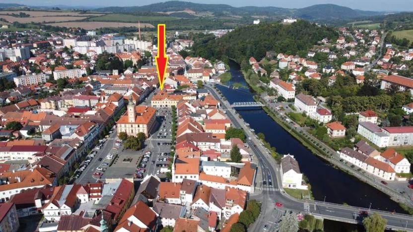 Prodej obchodního prostoru, Sušice, náměstí Svobody, 1250 m2