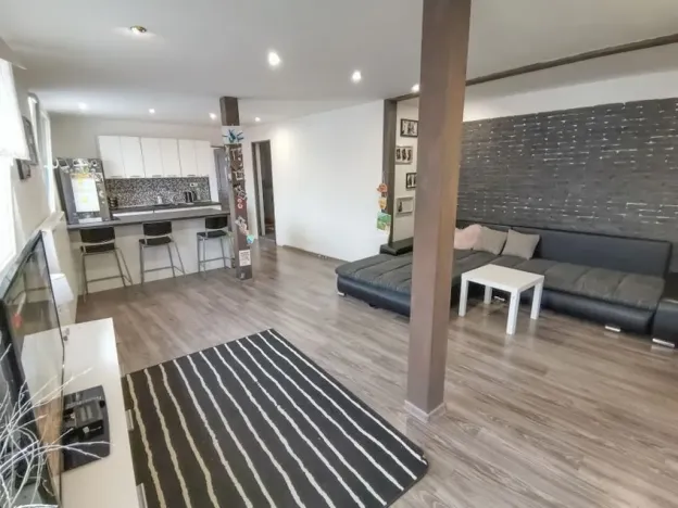 Prodej obchodního prostoru, Sušice, náměstí Svobody, 1250 m2