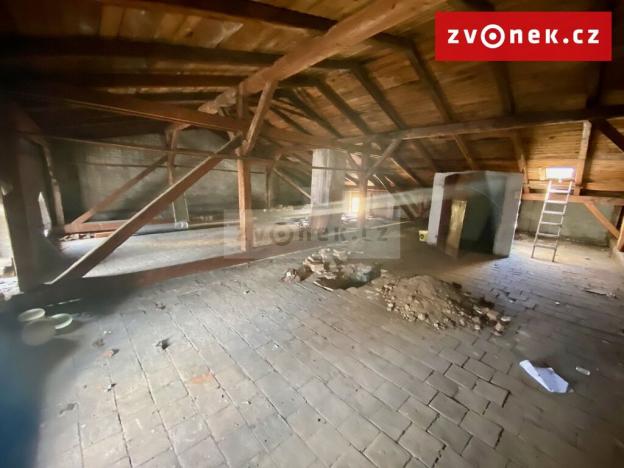 Prodej kanceláře, Kroměříž, Moravcova, 400 m2