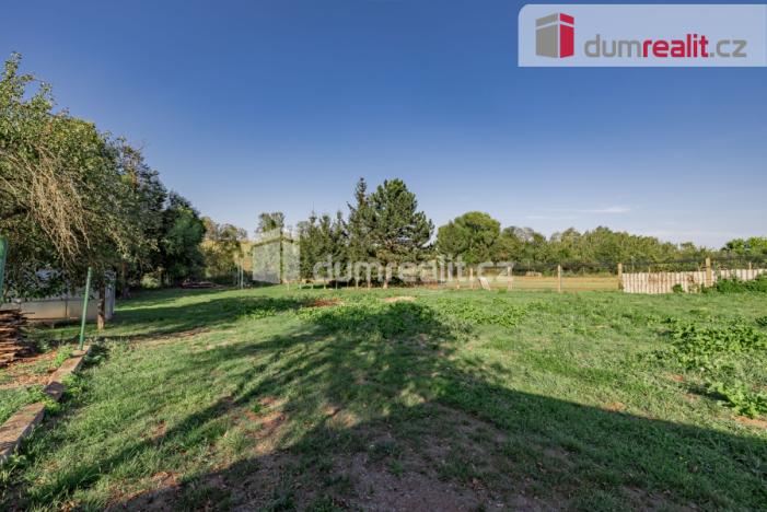 Prodej pozemku pro bydlení, Vroutek, Nádražní, 1810 m2