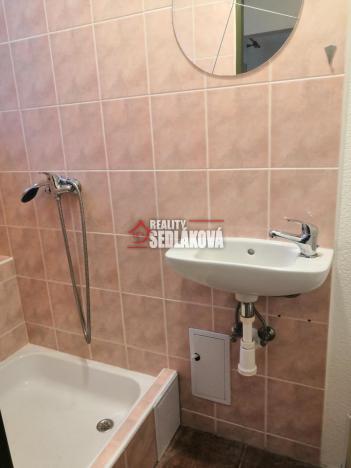 Pronájem bytu 1+kk, Děčín - Děčín I-Děčín, 20 m2