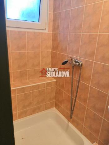 Pronájem bytu 1+kk, Děčín - Děčín I-Děčín, 20 m2