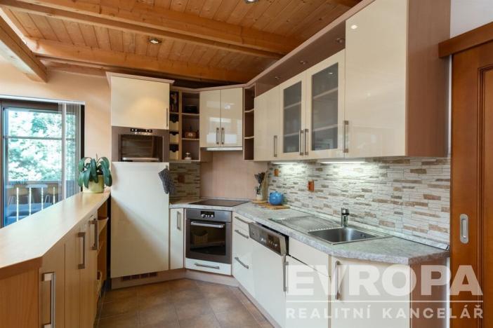 Prodej rodinného domu, Vrchlabí - Hořejší Vrchlabí, Na stráni, 230 m2