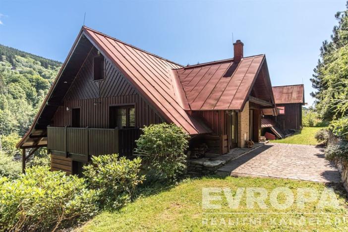 Prodej rodinného domu, Vrchlabí - Hořejší Vrchlabí, Na stráni, 230 m2