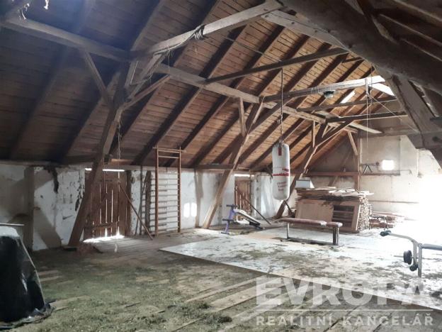 Prodej rodinného domu, Líšťany - Náklov, Náklov, 100 m2