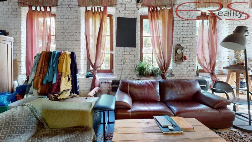 Prodej rodinného domu, Janov nad Nisou, 450 m2