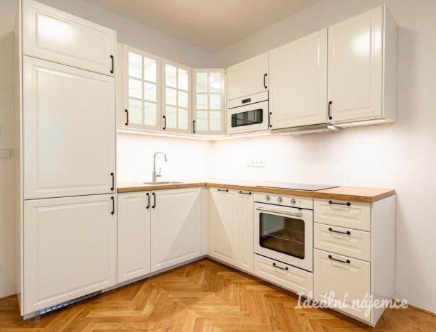 Pronájem bytu 1+kk, Praha - Žižkov, Sudoměřská, 33 m2