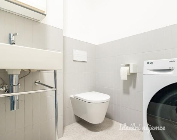 Pronájem bytu 1+kk, Praha - Žižkov, Sudoměřská, 33 m2