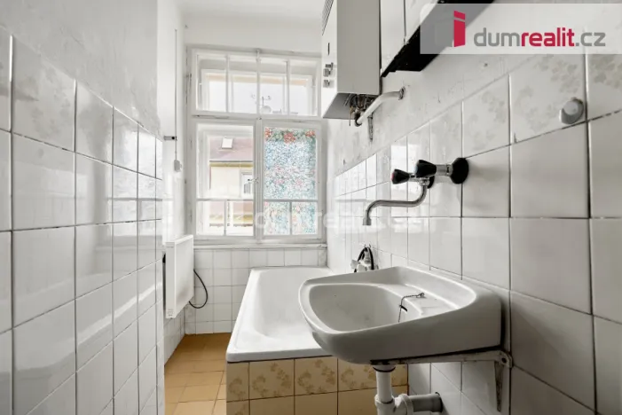 Prodej činžovního domu, Karlovy Vary, Fügnerova, 318 m2