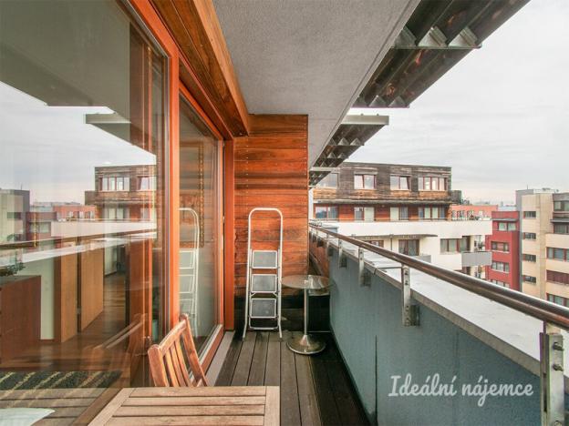 Pronájem bytu 2+kk, Praha - Vysočany, Podnádražní, 45 m2