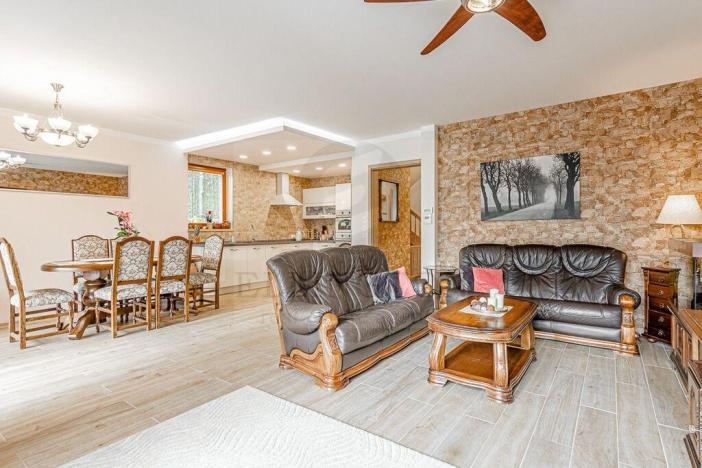 Prodej rodinného domu, Roztoky, Zvoncová, 162 m2