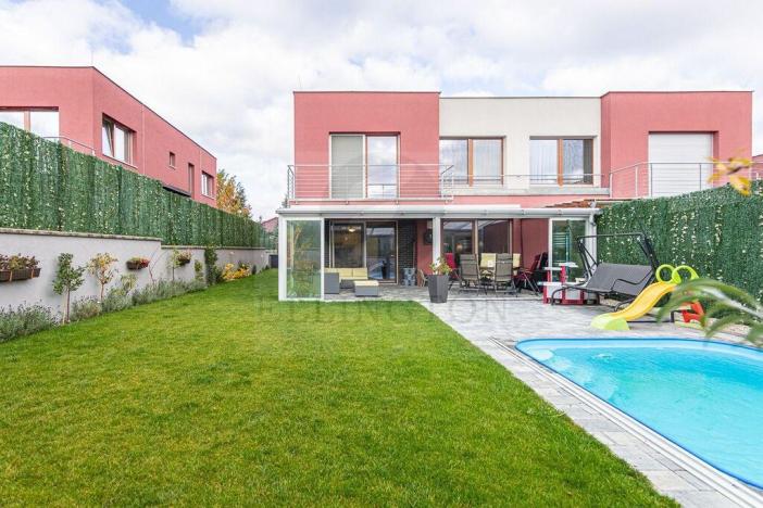 Prodej rodinného domu, Roztoky, Zvoncová, 162 m2