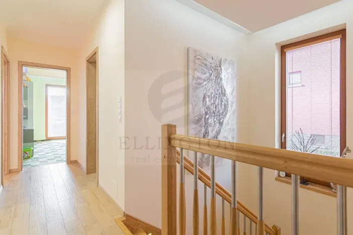 Prodej rodinného domu, Roztoky, Zvoncová, 162 m2