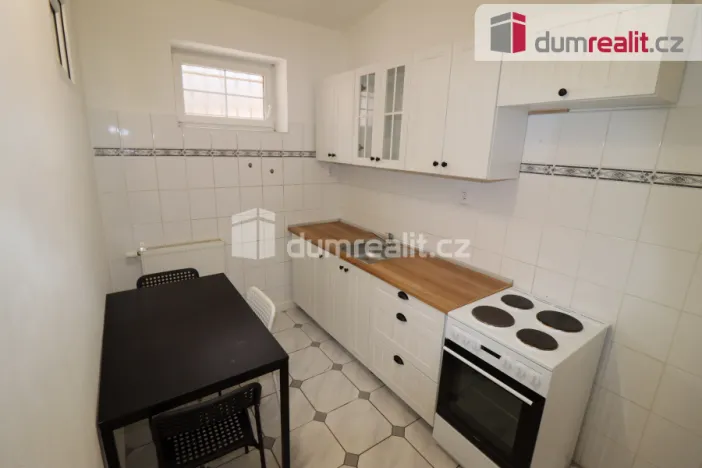 Pronájem bytu 2+1, Jáchymov, náměstí Republiky, 55 m2