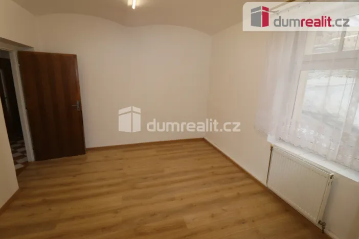 Pronájem bytu 2+1, Jáchymov, náměstí Republiky, 55 m2