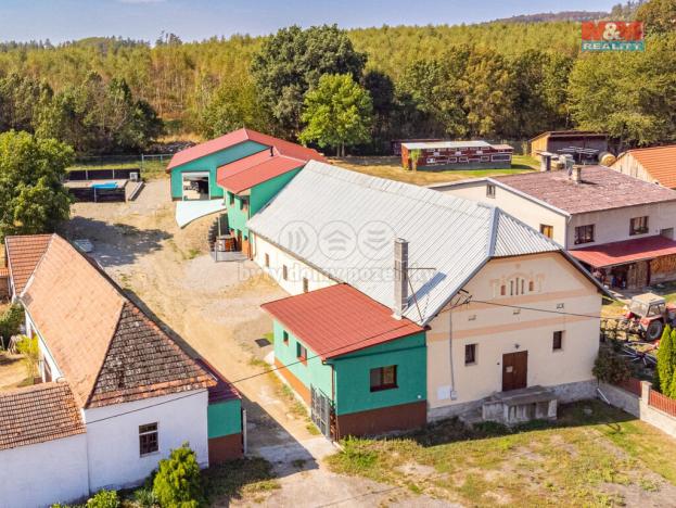 Prodej výrobních prostor, Postupice - Čelivo, 812 m2