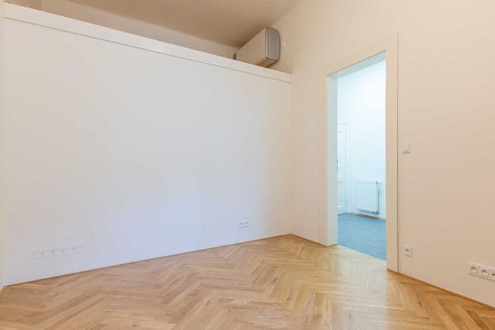 Pronájem bytu 3+kk, Praha - Smíchov, U Nikolajky, 68 m2