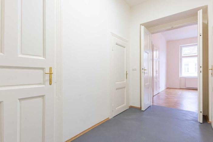 Pronájem bytu 3+kk, Praha - Smíchov, U Nikolajky, 68 m2