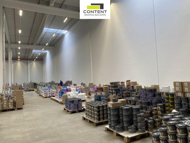 Pronájem skladu, Hněvotín, 1150 m2