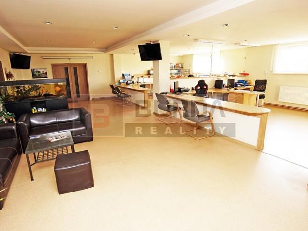 Pronájem komerční nemovitosti, Kojetice, 74 m2