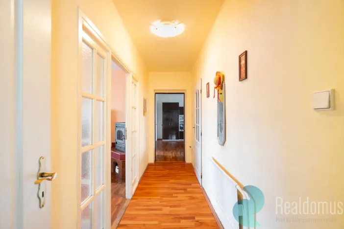 Prodej rodinného domu, Nové Hrady, Vilová čtvrť, 164 m2