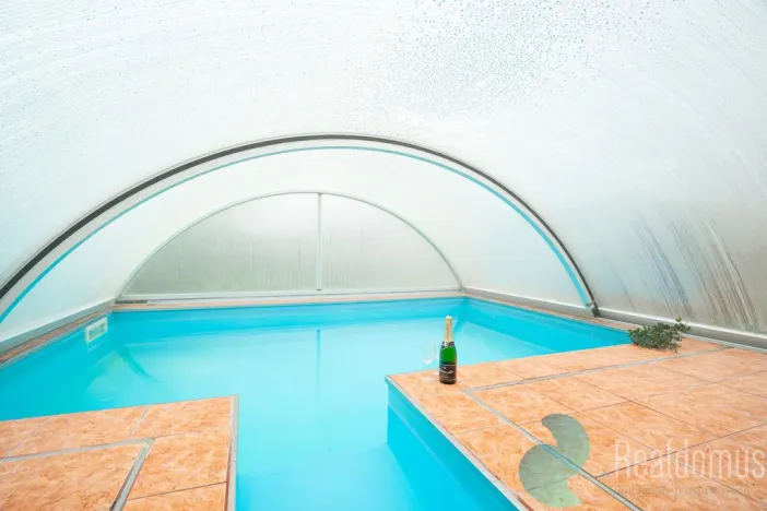 Prodej rodinného domu, Nové Hrady, Vilová čtvrť, 164 m2