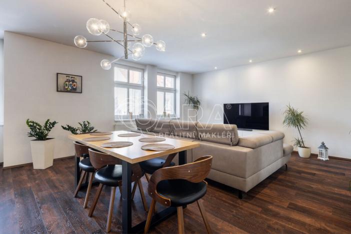 Prodej vícegeneračního domu, Slaný, Vepřkova, 460 m2