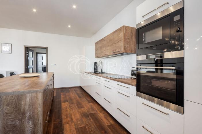 Prodej vícegeneračního domu, Slaný, Vepřkova, 460 m2