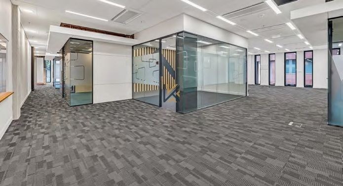 Pronájem kanceláře, Praha - Dejvice, Evropská, 282 m2