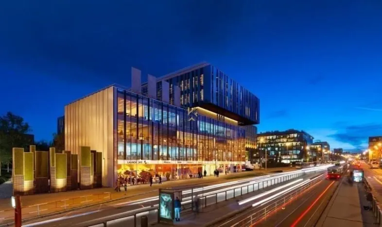 Pronájem kanceláře, Praha - Dejvice, Evropská, 282 m2
