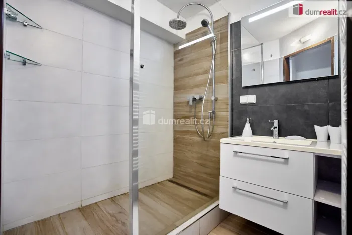 Prodej rodinného domu, Nejdek, Karlovarská, 280 m2