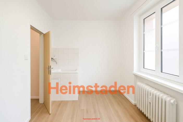 Pronájem kanceláře, Havířov - Město, Národní třída, 72 m2