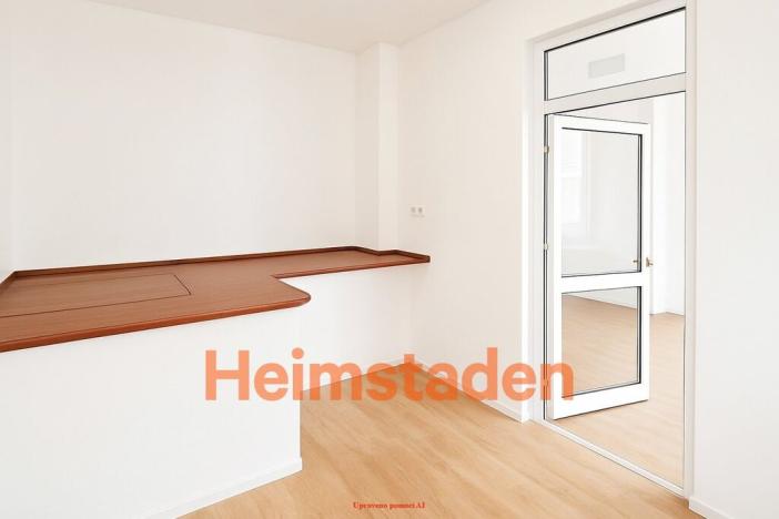 Pronájem obchodního prostoru, Havířov - Město, Národní třída, 72 m2